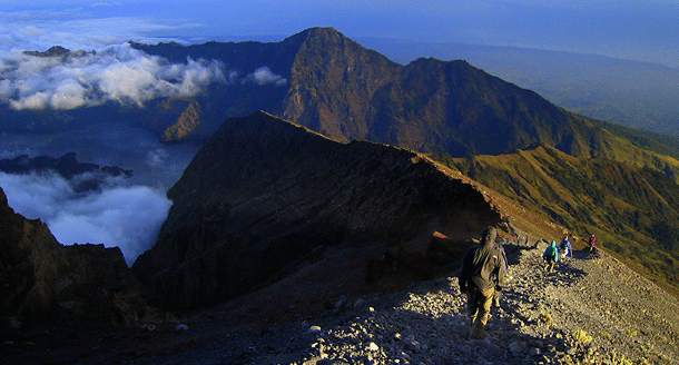 mount-rinjani-summit