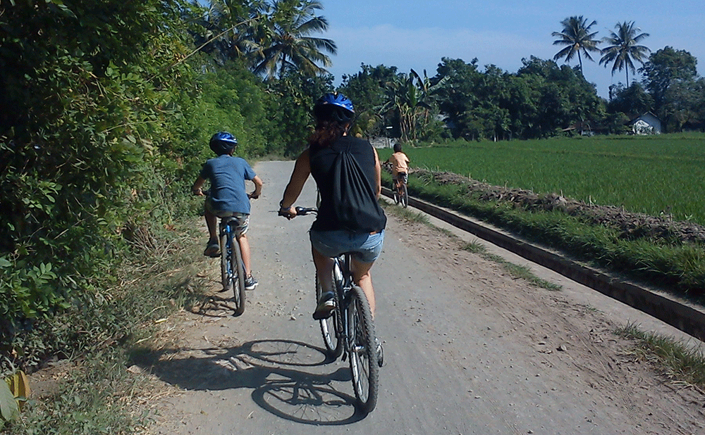 Suranadi countryside lombok fun bike tour