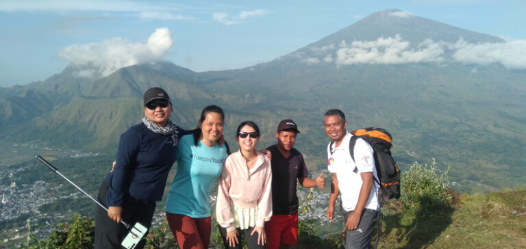 Pergasingan hill top soft hiking trip | lombok one day tour