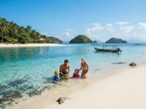Sekotong one day tour for families