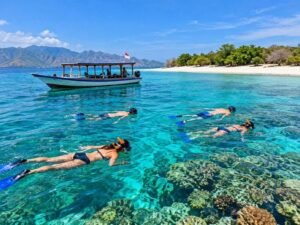 Private snorkeling boat during a Gili island trip from Lombok